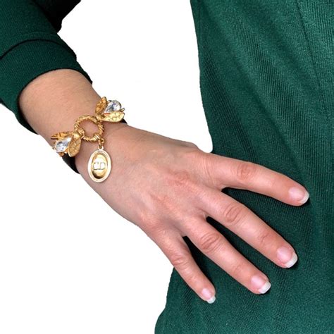 bracelet abeille dior|dior wrist bracelets.